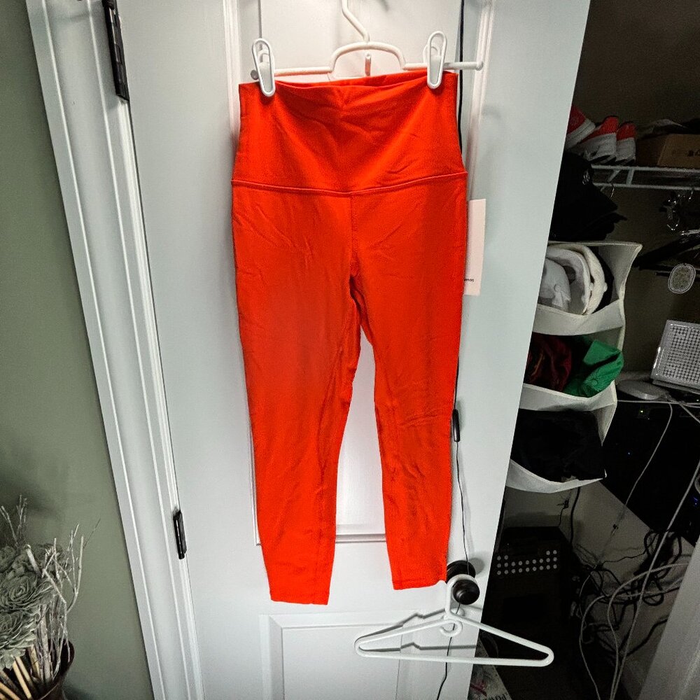 Lululemon Women's Size 6 Align HR Pant 25" Red/Orange- NWT